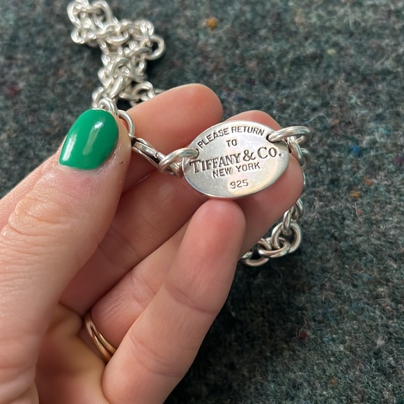 Original authentic Y2K Tiffany’s tag oval necklace - Picture 4 of 4